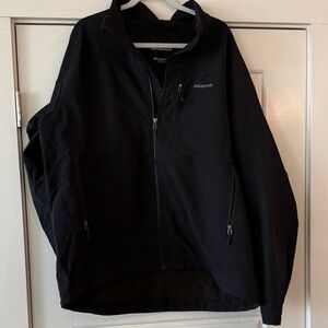 Patagonia Men's Black Windbreaker Jacket